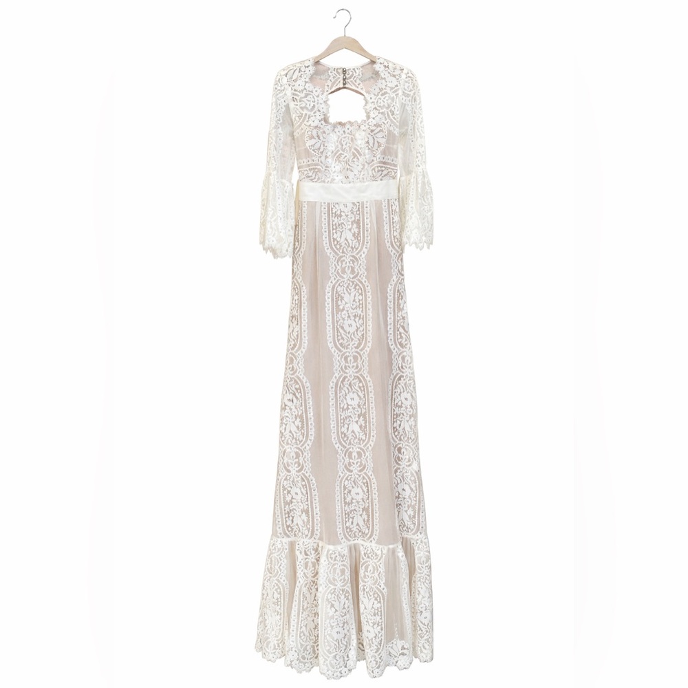 BHLDN Tracy Reese Arabella Lace Wedding Gown Ivory Blush Bell‎ Sleeve 4